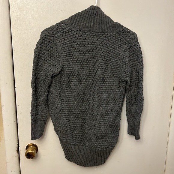 Converse Women’s Sweater Grey Size Medium - Picture 4 of 4